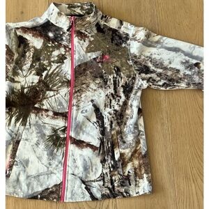 Realtree camo zip-up jacket